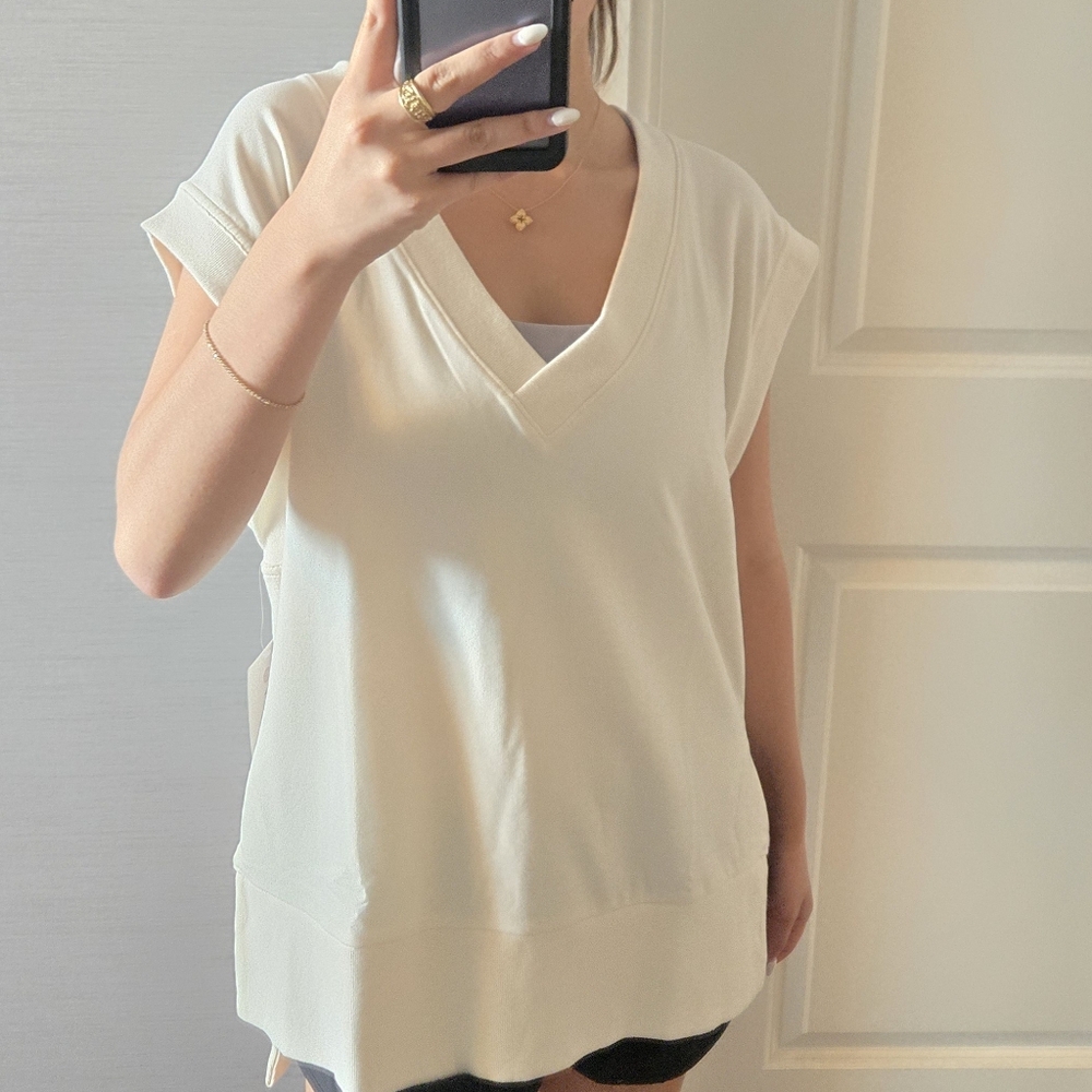 Athleta Retroterry V-Neck Sweatshirt Tee Sleeveless Cream Ivory Size M